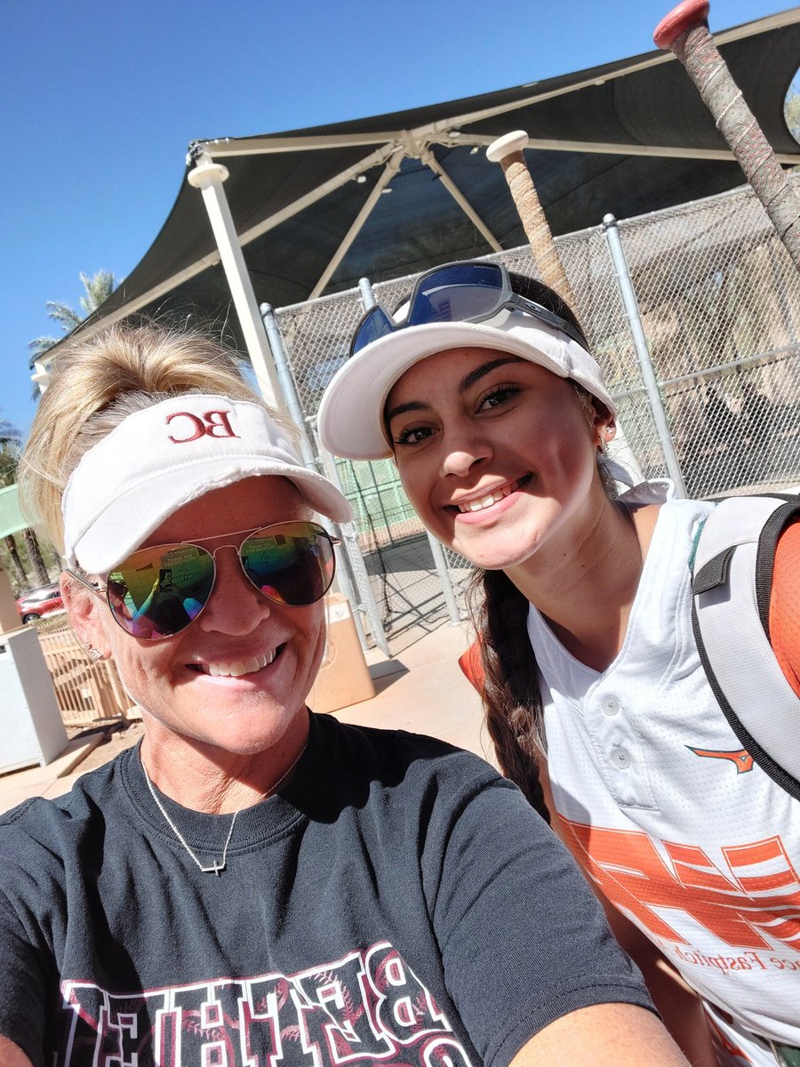 Stacy Middleton 🌻🏝 #WeAreThreshers⚙️ tweet media