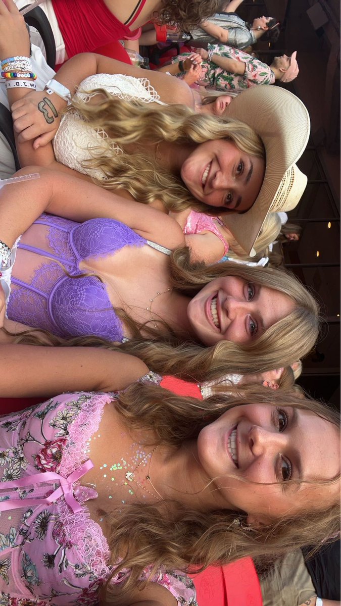 reaganbatty's tweet photo. if i’m not invited to taylor and travis’s wedding after a lifetime of commitment im gonna be pissed https://t.co/ZjP5NC1x6i