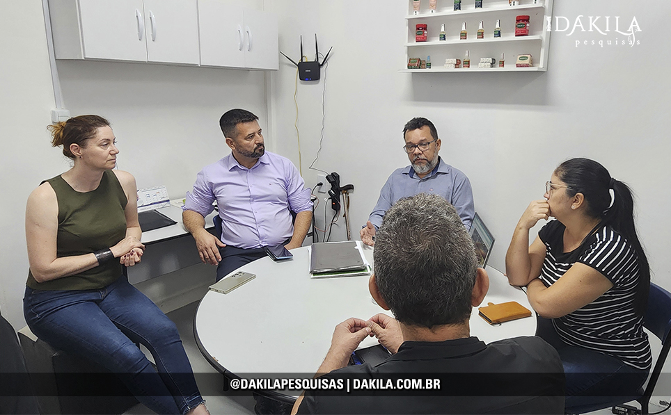 DakilaPesquisas's tweet photo. Confira algumas fotos da visita da equipe de #DakilaPesquisas a empresa #CantodaLuz em Manaus no estado do Amazonas. Especializados na extração e produção do Óleo de Andiroba.   Veja mais em nossos canais

@dakilapesquisas
#ecossistemadakila #parcerias #andiroba #manaus #amazônia https://t.co/HPnhgDb9rc
