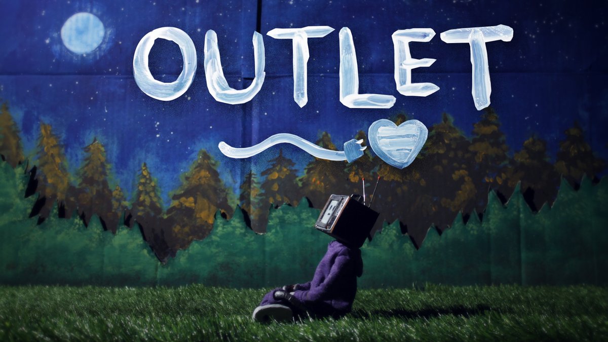 PwrUpPartners's tweet photo. Outlet is a stop-motion animation about two robots who were longing for connection and find each other in the night. One a TV head and the other a Camcorder head, two electronics who wouldn’t have purpose without the other.

Check it out on our YouTube channel, Link in Bio! https://t.co/8RdeoiEfJF