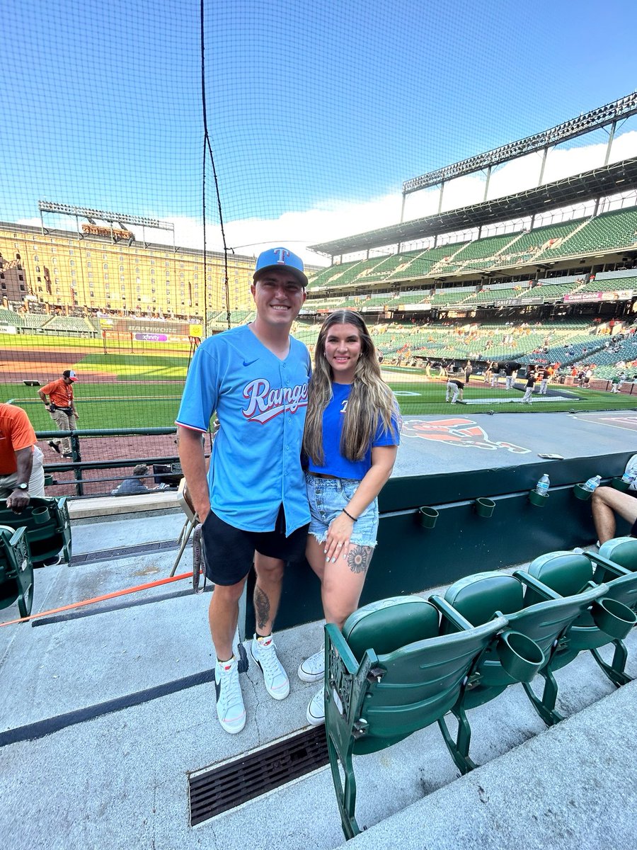 BritneyCapris's tweet photo. Play ball ⚾️  @Rangers  @garrettwise20 https://t.co/FNf0VL8k0r