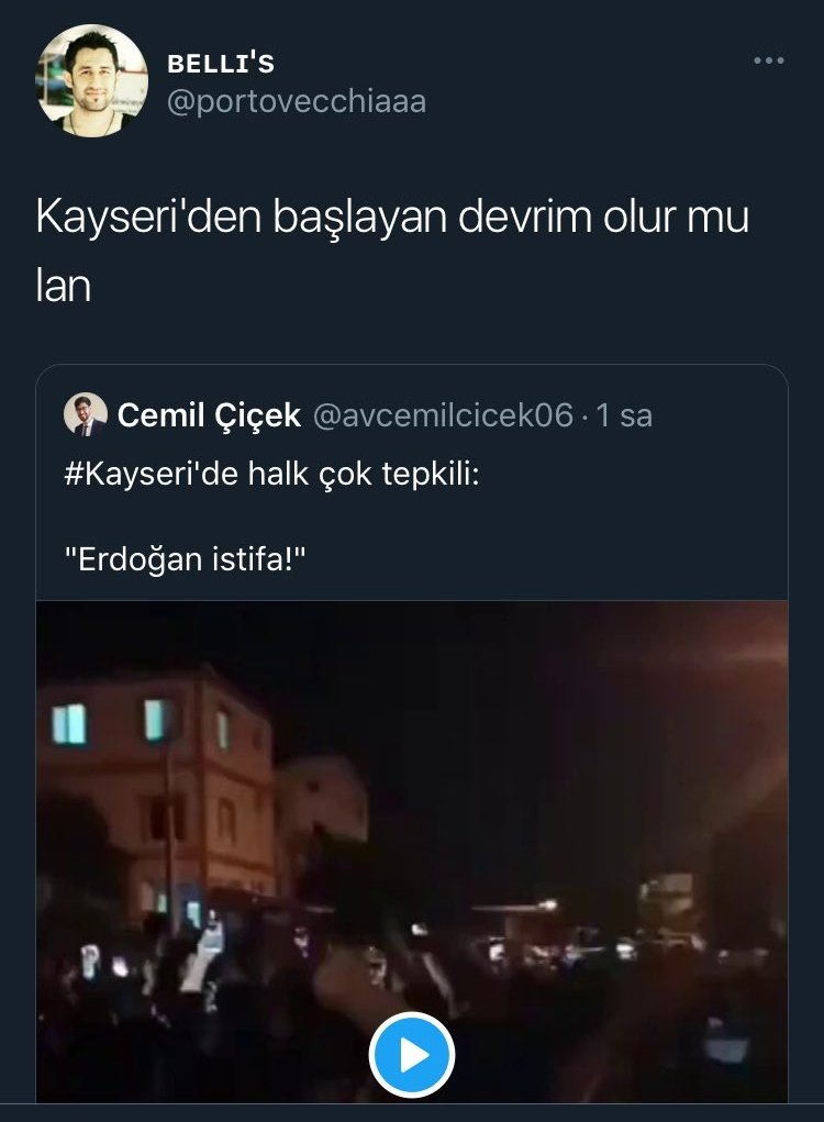 Pogrom girişimine "devrim başlangıcı" diyen bu kişiyi de bırakayım buraya. Rezil insan bir değil ki.