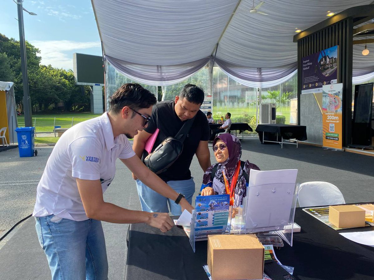 SicSocialmed's tweet photo. 𝐏𝐈𝐋𝐈𝐇 𝐊𝐀𝐑𝐍𝐈𝐕𝐀𝐋 𝐏𝐊𝐍𝐒 𝟐𝟎𝟐𝟒

Selangor Industrial Corporation SIC telah menyertai PILIH Karnival anjuran Perbadanan Kemajuan Negeri Selangor bertempat di Dataran Kemerdekaan, Shah Alam pada 29 &amp; 30 Jun 2024. https://t.co/I7EGla5wbS