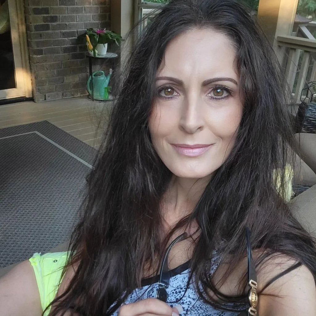 Do all you can where you are, with what you have and trust hard work will pay off in the end ❤️✅