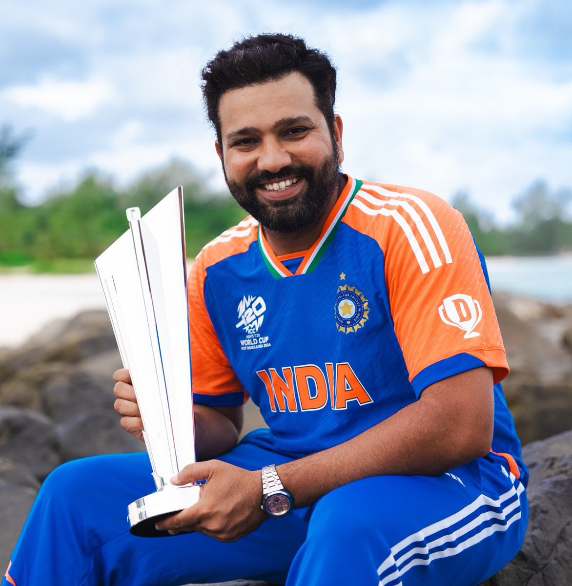 dhamu_solanki_7's tweet photo. सुकून 🦥
@ImRo45 
.
#T20WorldCup2024 #IndiaWon #RohitSharma𓃵 #ViratKohli𓃵 #T20WorldCup2024Final https://t.co/EhVZWhKKRS