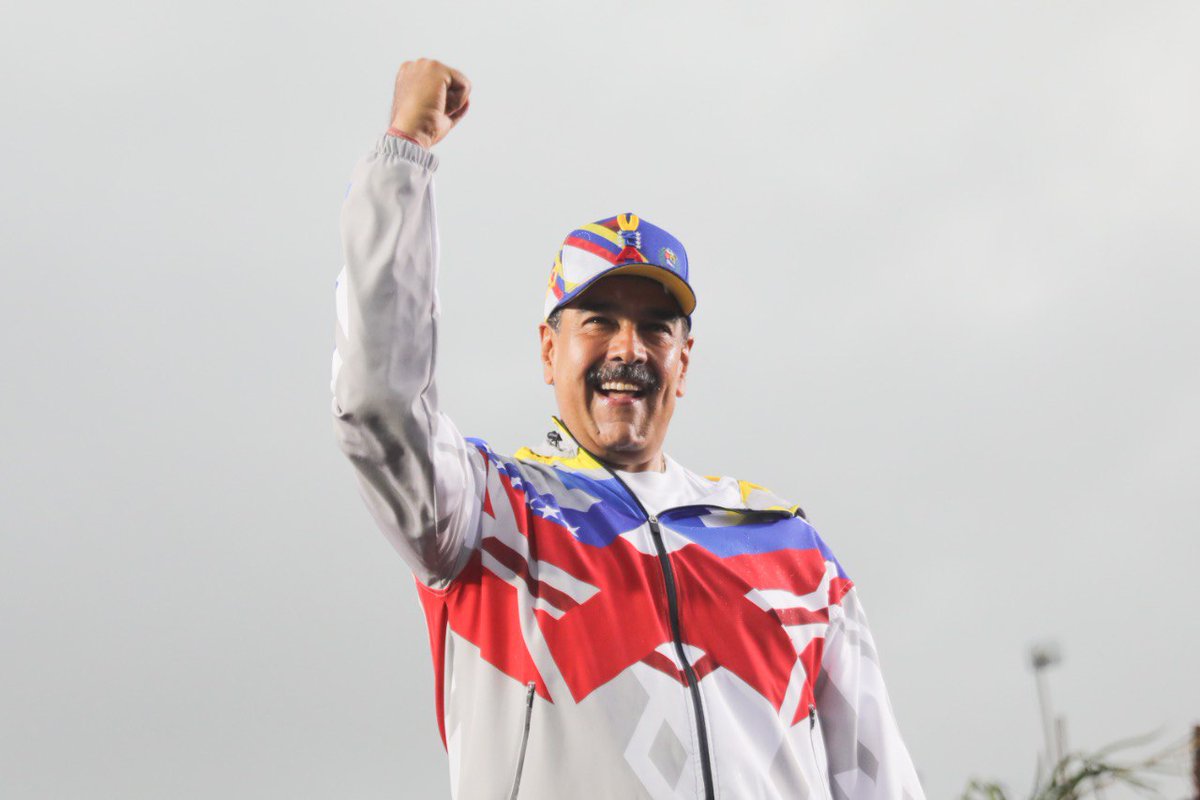 #1Jul  🇻🇪 📢 ¡ETIQUETA DEL DÍA! ▶️

#JulioDeVictoria

¡La esperanza está en la Calle! 💪🏻