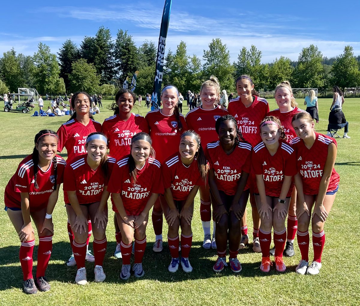 FCDallas06gECNL's tweet image. What a ride it’s been! Even though our team’s @FCDwomen club journey is done, we will continue to support & cheer for each other at the next level! Go be great, Ladies! 🫶 Thank you to our coaches @mattgrubb16 & @CoachDanBass for everything! #DTID #CEFHAI #HnH ❤️💙✌️