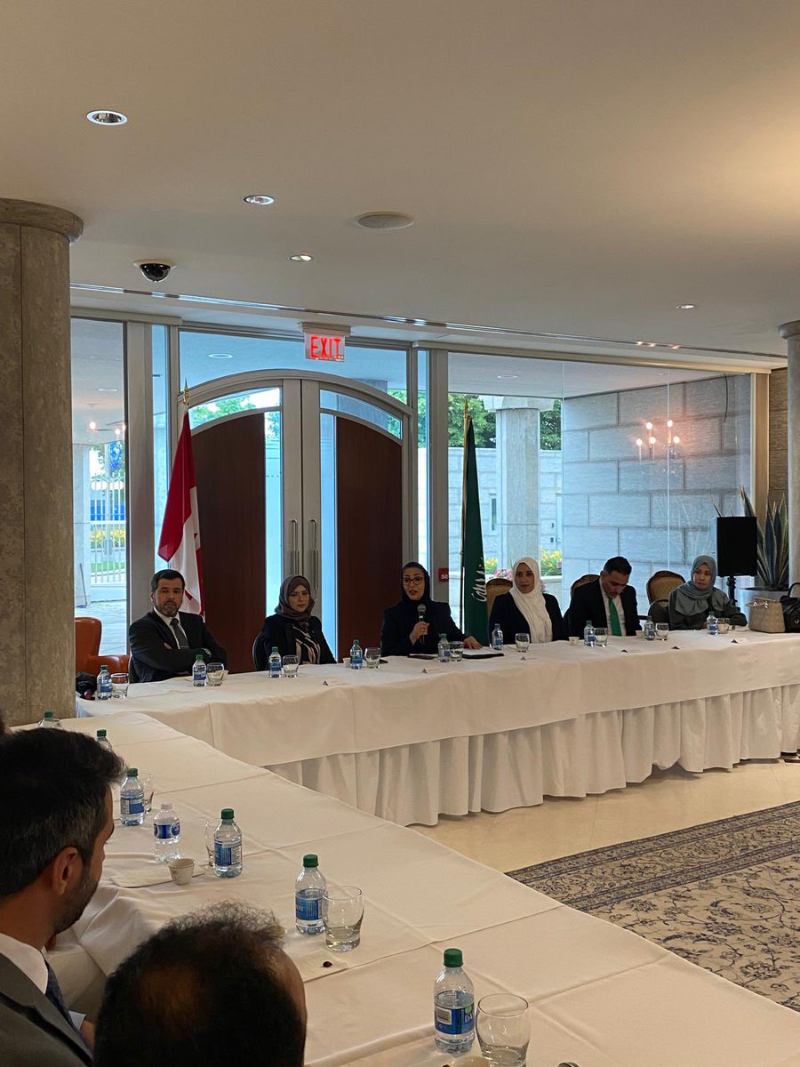 KSAembassyCA's tweet photo. #Ottawa | H.E @amalalmoallimi 
accompanied by members of the @SaudiBureau , engaged in an open dialogue with Saudi students in Canada. The meeting provided an excellent opportunity to discuss their challenges, concerns, and future aspirations. 
🇸🇦🇨🇦 https://t.co/uVFrEQSDub