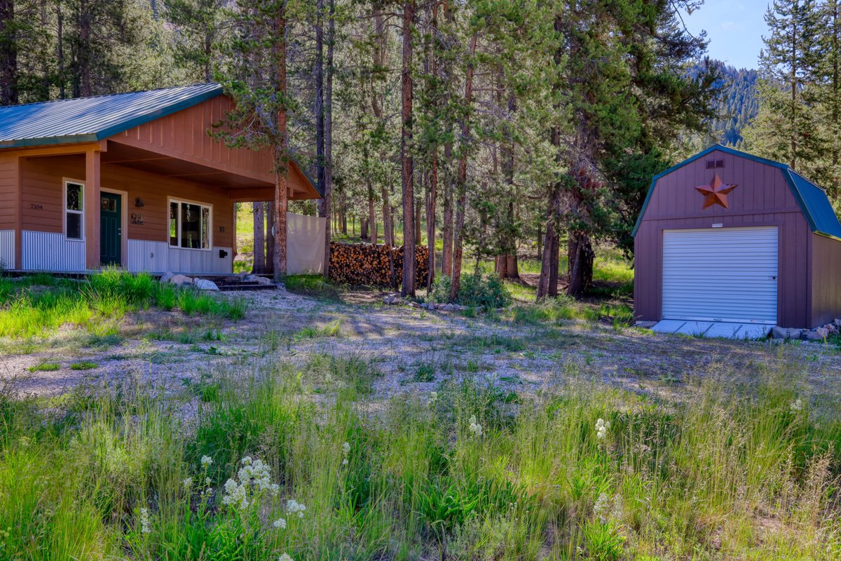Elevate_Tactics's tweet photo. Check out this amazing cabin up in the moutains of Fairfield, Idaho. We had a great time shooting this for our friend JR at First Responders Real Estate! 

https://t.co/UekEQJMajQ https://t.co/L87oWXSW67