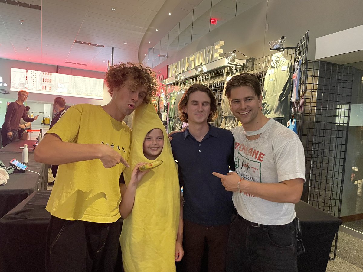 Dustin Block tweet media