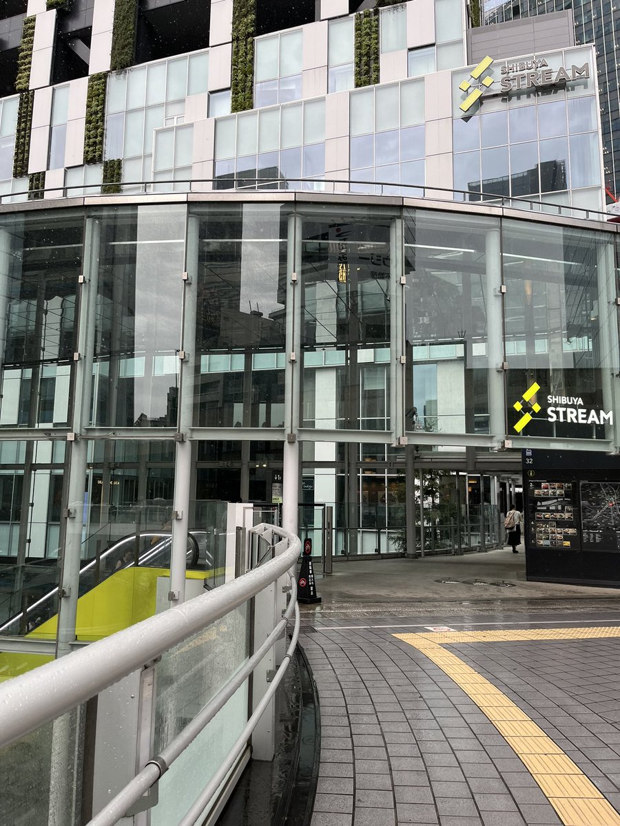 x_pokoponmaru_x's tweet image. ど雨ですがよろしくお願いします！☔️😹

 #UnityJapan #UdayTokyo