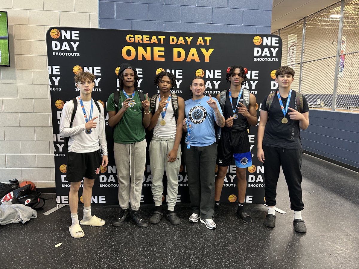 🇺🇸Congrats to Chicago Hoops David, 9/10th Boys Champion at today's U.S.A. One Day Shootout.

🏀NEXT UP: July 6-7 Summer Shootout. Register at:
onedayshootouts.com