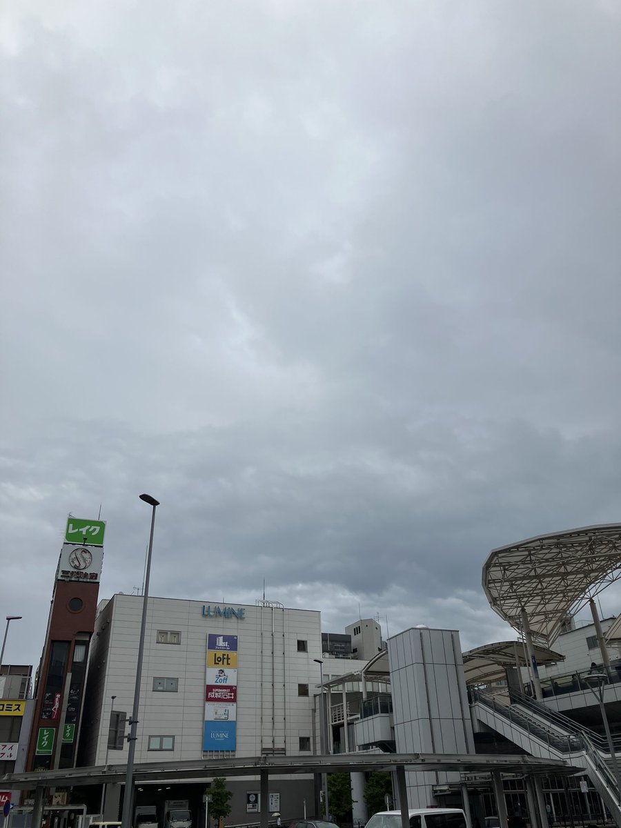 ESGgroup2's tweet photo. おはようございます😃

只今の川越は小雨が降ってます☂️
気温は26度✨

本日も一日頑張りましょう⤴️

＃企業公式相互フォロー
 #企業公式が毎朝地元の天気を言い合う https://t.co/3f3RxVOMQp