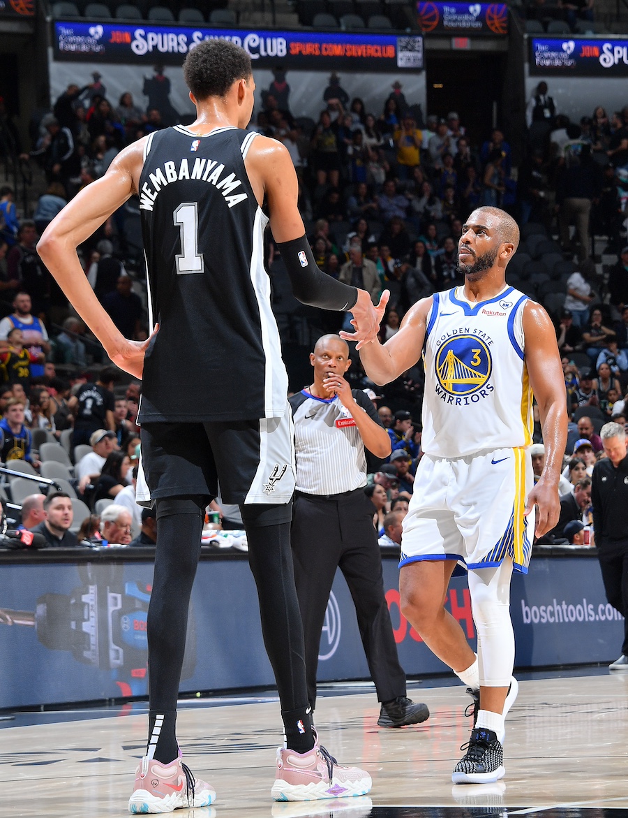 BleacherReport's tweet image. Teammates in San Antonio 🤝
