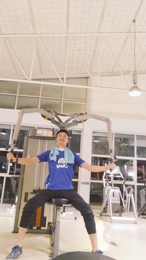 alzuwan46's tweet photo. อ้าขาให้ดูหน่อยยย หนู๋ https://t.co/XTfU063MwW