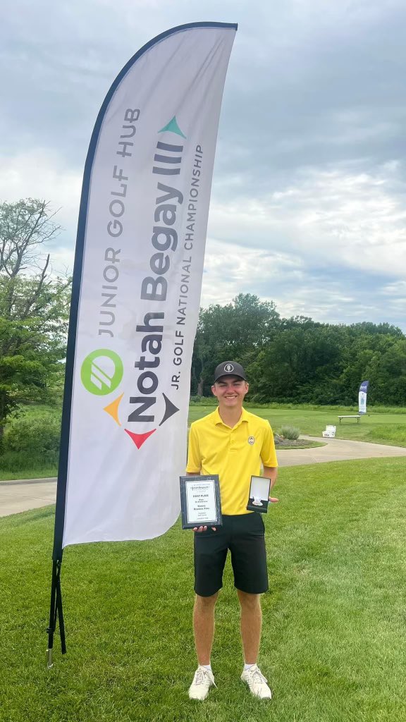 LindsayLHS's tweet image. Congratulations to Cole Packingham for winning the Notah Begay III Kansas Regional tournament.

He shot -5 to win the two day tournament. 
He has now qualified for the National Tournament November 8th- 10th which is televised on 
The Golf Channel 📺
