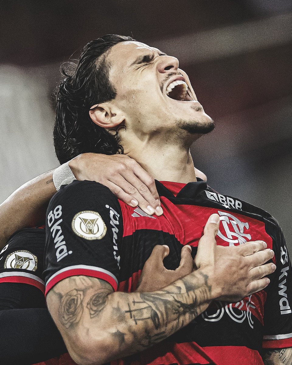 Nem nos meus maiores sonhos eu imaginava. Muito obrigado, Nação! ❤️🖤

“Àquele que é capaz de fazer infinitamente mais do que tudo o que pedimos ou pensamos, de acordo com o seu poder que atua em nós, a ele seja a glória na igreja e em Cristo Jesus, por todas as gerações, para