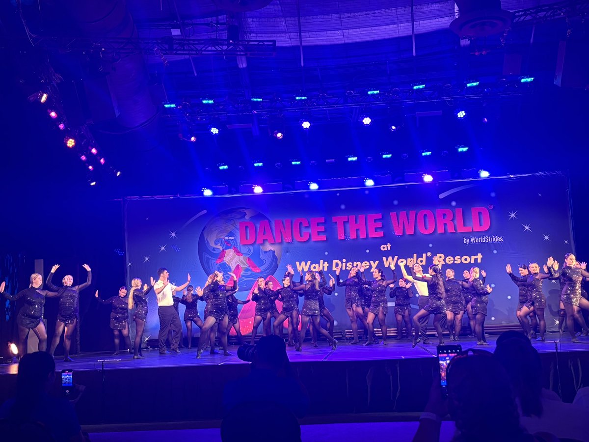 Tara Mahoney tweet media