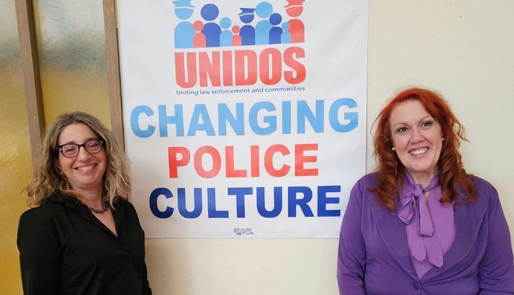 Got to speak on changing the Culture of Policing and the honor of seeing the great <a href="/JessPish/">Jessica Pishko</a> in Everett,WA. Her book is revolutionize Sheriff's in America.