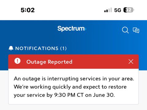 docrob160's tweet photo. @Ask_Spectrum can anyone explain why services are down AGAIN in Dallas/Ft Worth? There are no storms…this is becoming a regular weekly occurrence. 3 hours later and there’s still no service https://t.co/GRWnX7t3bN