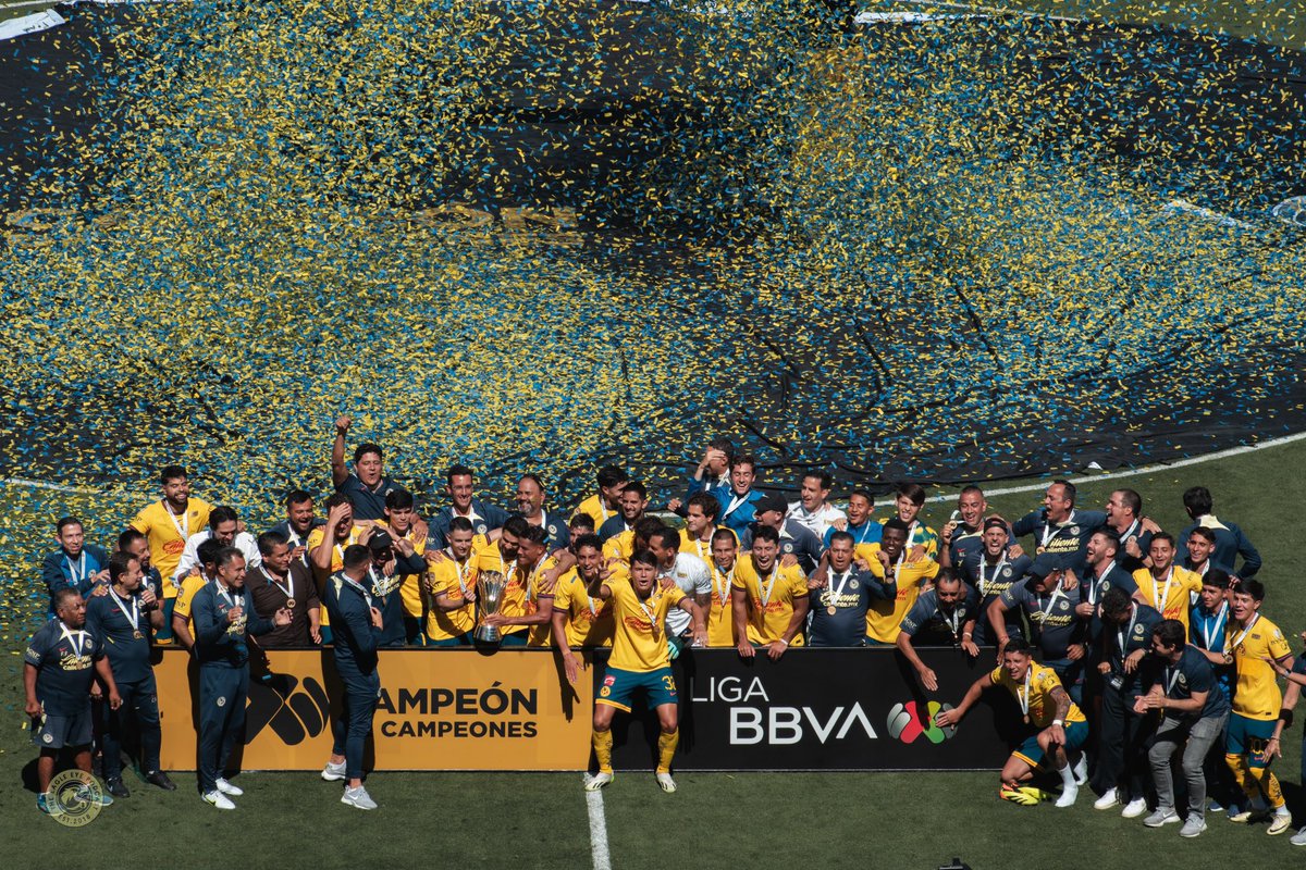 HenryMartinM's tweet photo. CAMPEÓN DE CAMPEONES 🏆🦅🔝 https://t.co/ESm4Z0eqnd