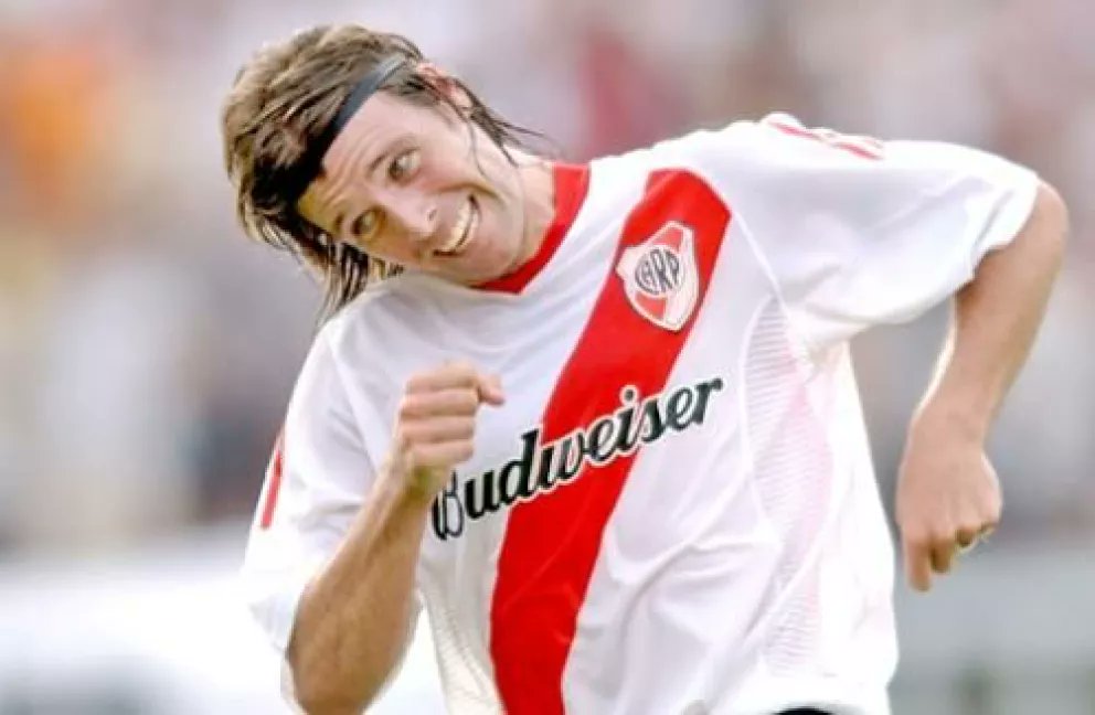 CavegolMiPastor's tweet image. HILO CON TODOS LOS GOLES DESDE LEJOS DE FERNANDO CAVENAGHI

Se agradece RT para que le llegue a mas gente 🙏