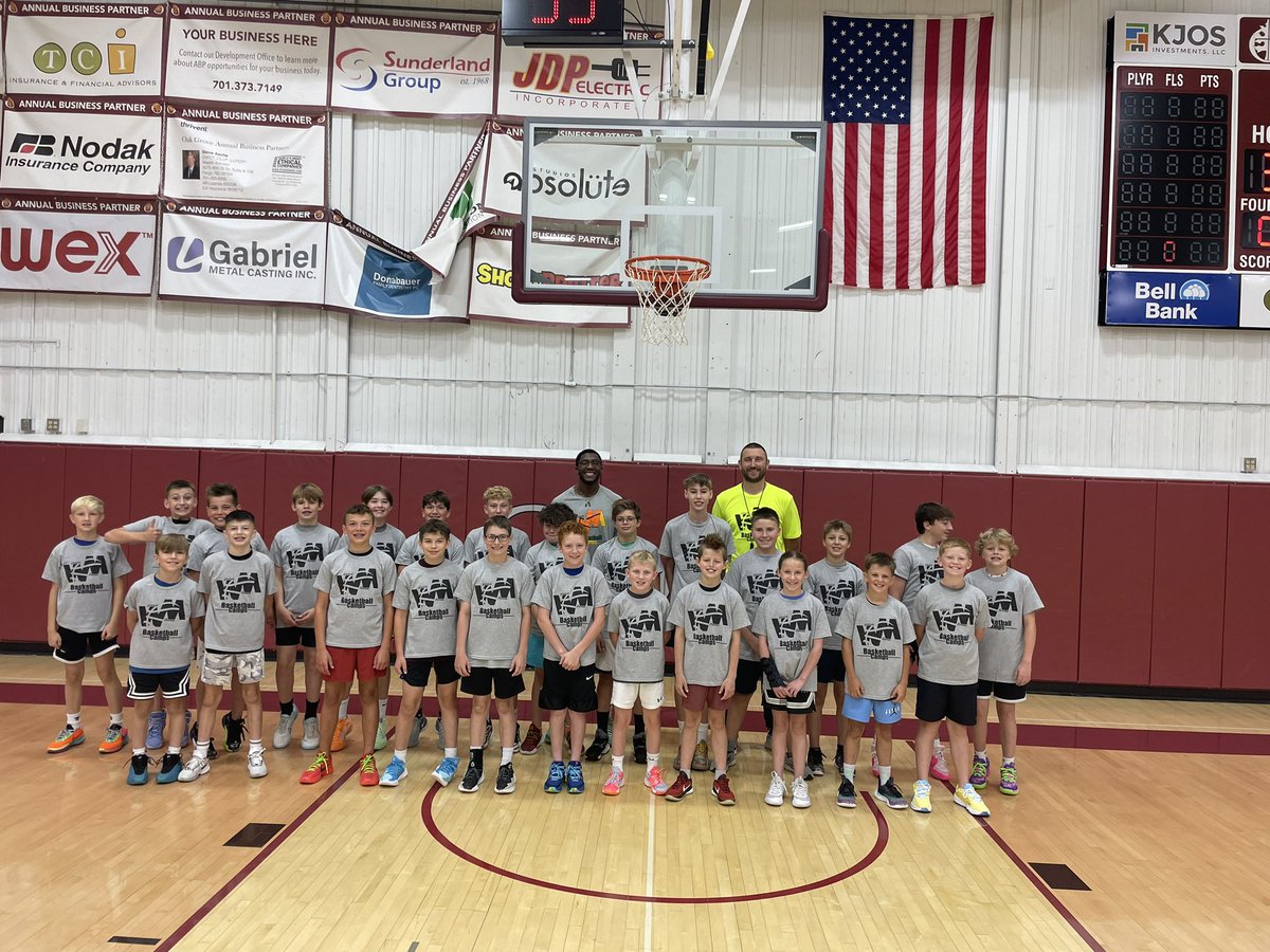 WMCamps's tweet photo. Another great week of Woodside-Moormann camps in Fargo. Every year this one is a blast! Makes for a fun and competitive camp when kids show up and want to work hard! Looking forward to the rest of our camps this summer! #WMCamps #HardWork https://t.co/Z3chDJn3Q0
