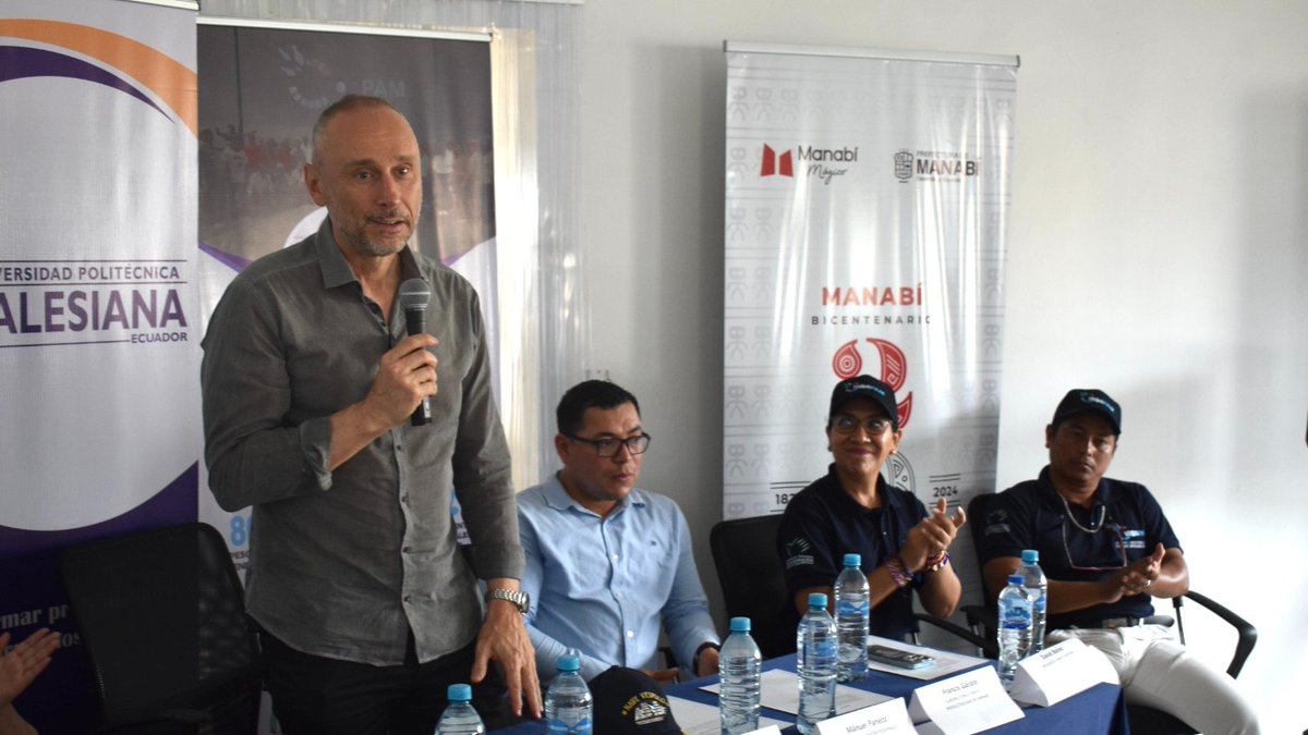 ItalyinEcuador's tweet photo. 🇮🇹🤝🇪🇨 | Finaliza la agenda de la #MisiónEnManabí del Embajador @giovadavoli con la visita a las instalaciones del proyecto Innovación y Sostenibilidad de la Pesca Artesanal #ISOSPAM en Cojimíes realizado con financiamiento de la @AicsBogota. https://t.co/VKyseZeTGm