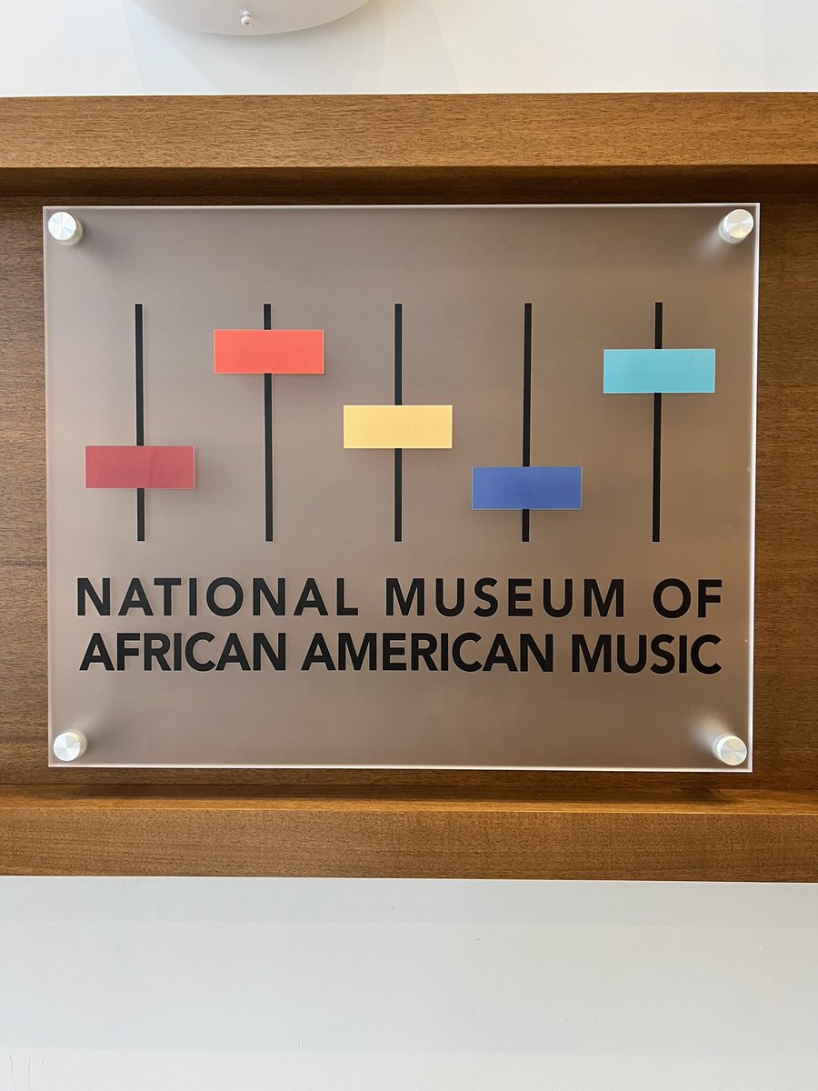 LMarenda's tweet photo. Nashville highlights today: Grand Ole Opry tour, National Museum of African American Music, and a ghost tour - last pic is of capital at night. #GirlsRoadTrip2024 #TeacherAlwaysLearning #CountryGirl 🤠🩷 https://t.co/3uDeAzd3gh