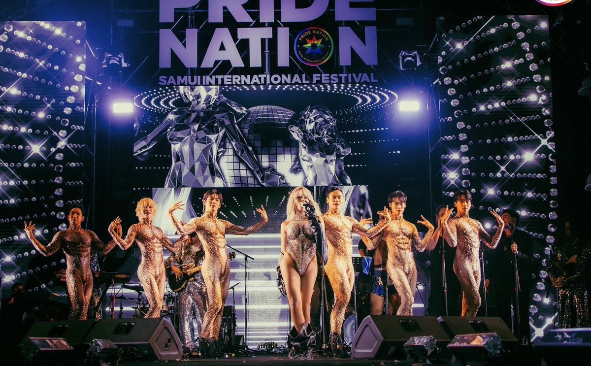 PRSocietyNews's tweet photo. ฟินาเล่ปิดท้าย “PRIDE NATION SAMUI” ฉลองร่างกฎหมายสมรสเท่าเทียม ยกขบวนพาเหรดสีรุ้ง-เฟสติวัลศิลปินชื่อดัง “อิงฟ้า–มิลลิ–แบดมิกซ์” ออนเดอะฟลอร์จัดเต็มบนเกาะสมุย https://t.co/lHtAyRwZlG
#PrideNationSamui
#PridenationSamuixENGFA
#EngfaWaraha #MILLI #Badmixy https://t.co/oIlhWEOFO0
