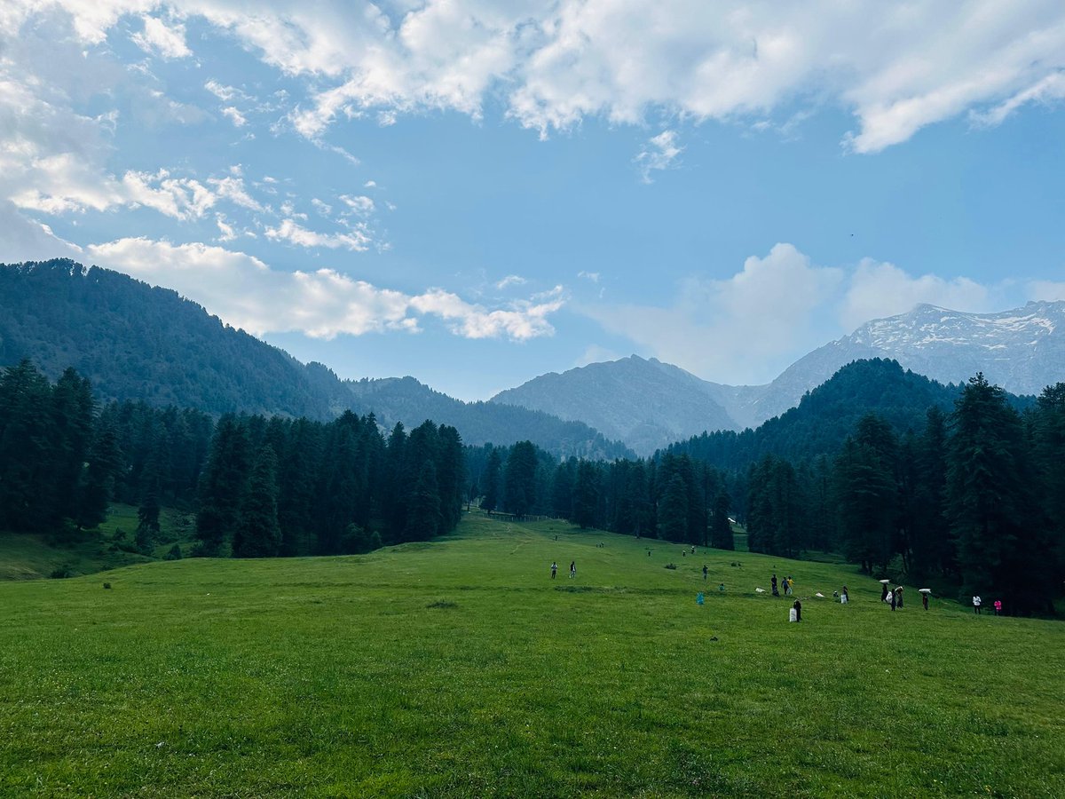 straighthunyaar's tweet photo. ��Heaven is under our feet as well as over our heads.” https://t.co/mGOZiPeaZR