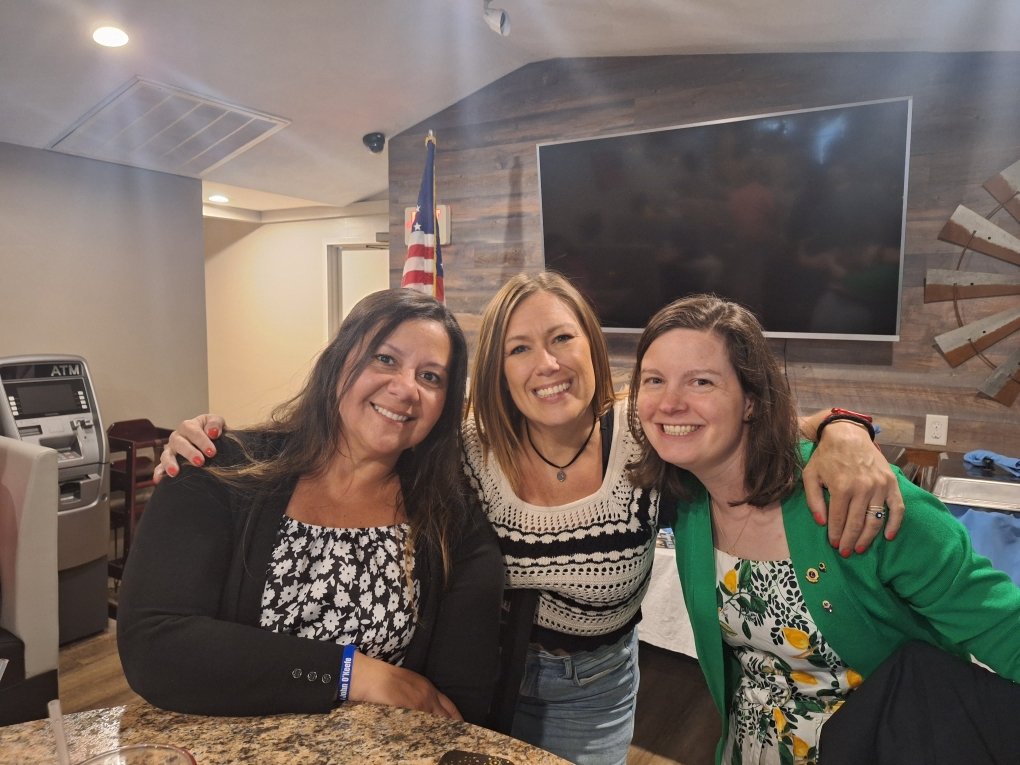 Anna Mills tweet media