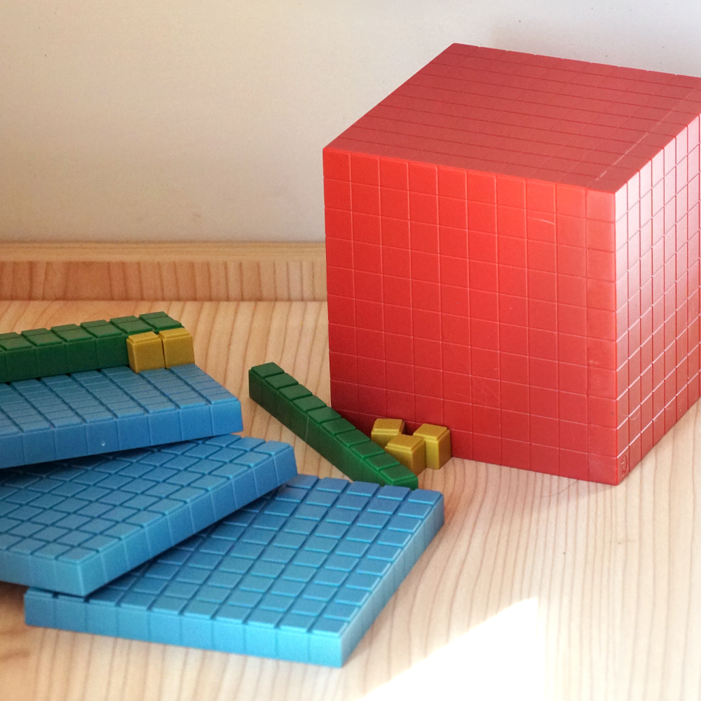edxeducation's tweet photo. Master place value concepts with Edx Education's #BaseTen blocks! These hands-on learning manipulatives are perfect for young learners to visually and tangibly understand place value, addition, subtraction, and more. #MathManipulatives #MakingMathFun https://t.co/4JOqSwDb7t