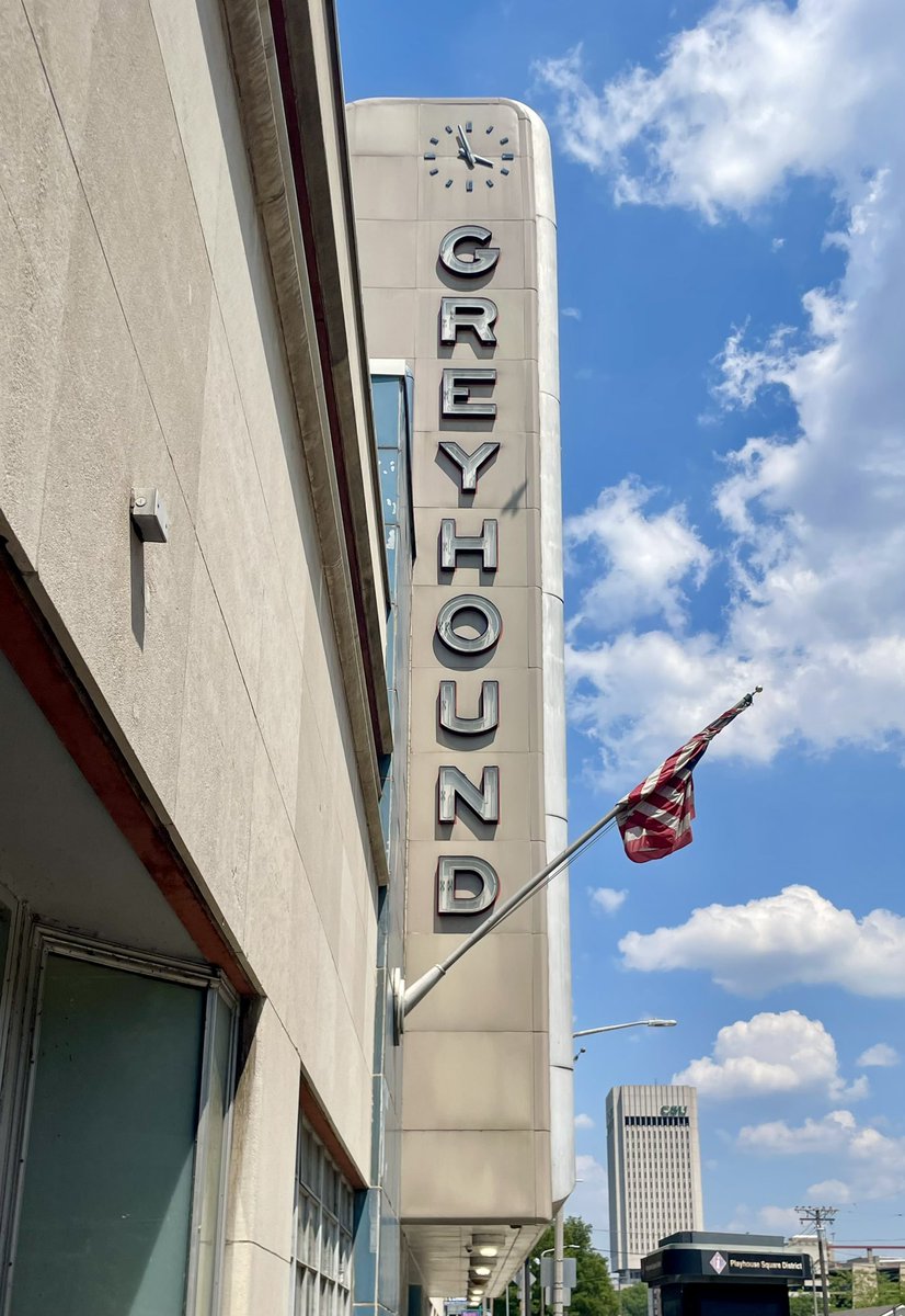 Greyhound Station (1948)
Cleveland, OH