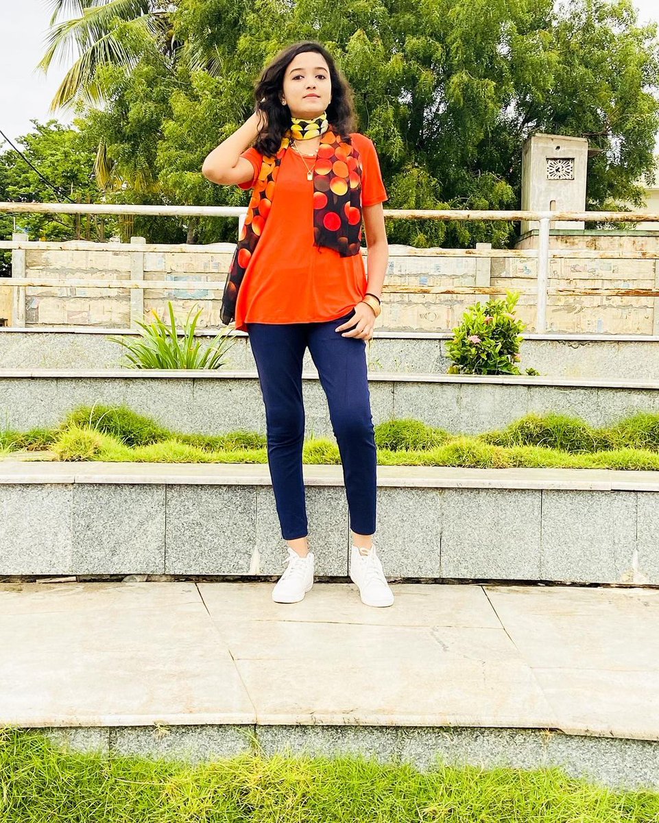 Enter10ON's tweet photo. *Good morning*
सुबह की रौशनी में खो जाओ, खुशियों की मीठी खुशबू में भिगो जाओ। आपका दिन मंगलमय हो, यही मेरी दुआ है। शुभ प्रभात!
#MondayMotivation #GoodMorningXFriends #thoughtsOfday https://t.co/plvjnOsx2B