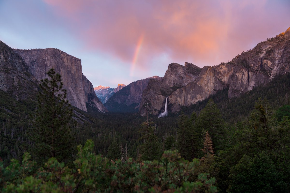 A beautiful scene I captured at <a href="/YosemiteNPS/">Yosemite National Park</a> last year. I can keep posting my photography, <a href="/elonmusk/">Elon Musk</a>. 📷