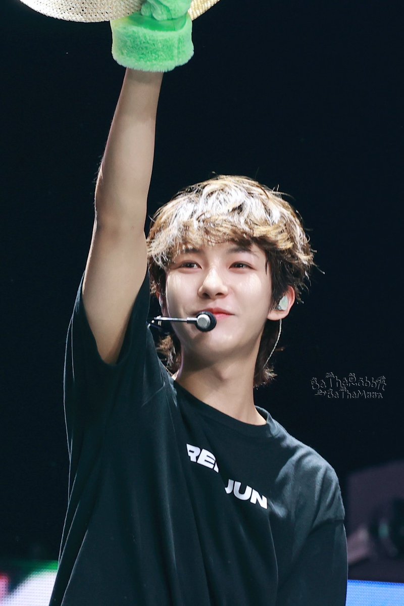 adorablyhrj's tweet image. renjun of the day