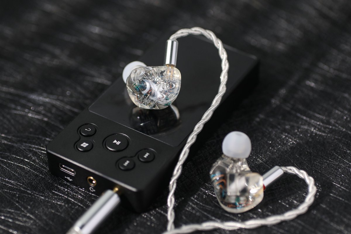KiwiEars_JP's tweet photo. 🪻製品体験イベント
✨抽選で1名様に「Kiwi Ears Orcheste Lite」が当たる

🩰応募方法： 
①本アカウントをフォロー
②この投稿をＲＴ  

下記の質問に回答すれば当選率大幅ＵＰ！🍹
『質問：このイヤホンに興味を持った理由』 https://t.co/Hc1CbBfvWU