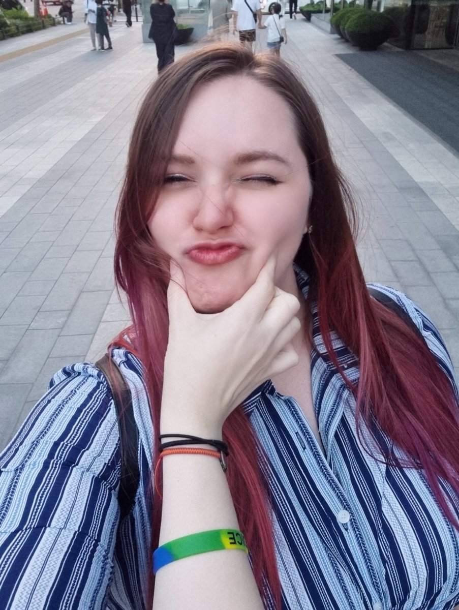 mandabyeol's tweet photo. ๐ฉทํ์ฟ ๋ฝ์ด๐ฉท ๐ฉทํ์ฟ ๊ฑธ๐ฉท
in Paris in Seoul
#lyOnselcaday #OOOselcaday #lyonsd #onlyoneofselcaday #OnlyOneOf #์จ๋ฆฌ์์ค๋ธ
@OnlyOneOf_twt @OnlyOneOfmember https://t.co/pD4GfYlDpg