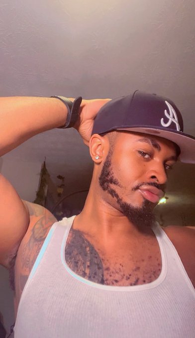 2 pic. 💪🏽 https://t.co/xelfQhP7Z0<a href="/tag/supp0rt"class="tags"><span>#supp0rt</span></a>