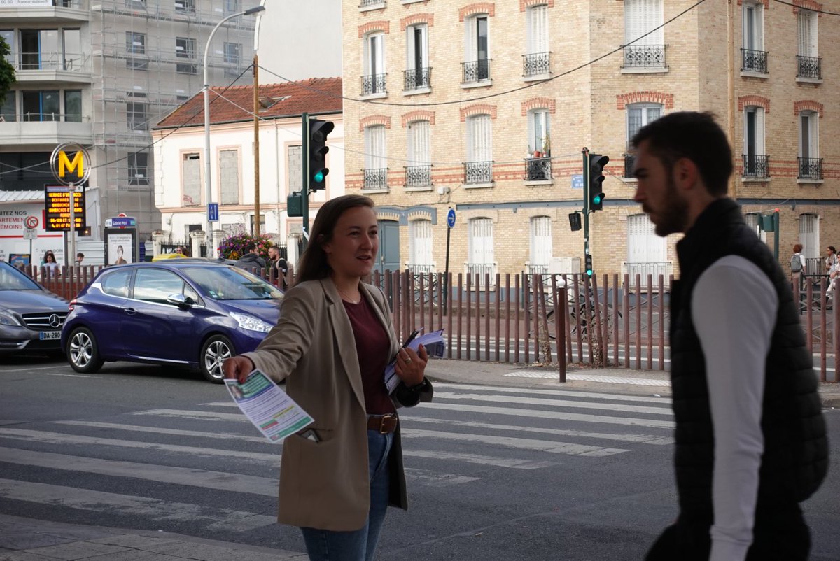 maxine_mai's tweet image. Il reste 5 jours pour convaincre et nous y mettrons absolument toutes nos forces. Jamais nous ne plierons. Jamais nous ne nous résignerons.

Aucune voix ne doit manquer !

On commence cette semaine contre la montre aux aurores, à Asnières pour renvoier @FMPasquini à l’Assemblée.