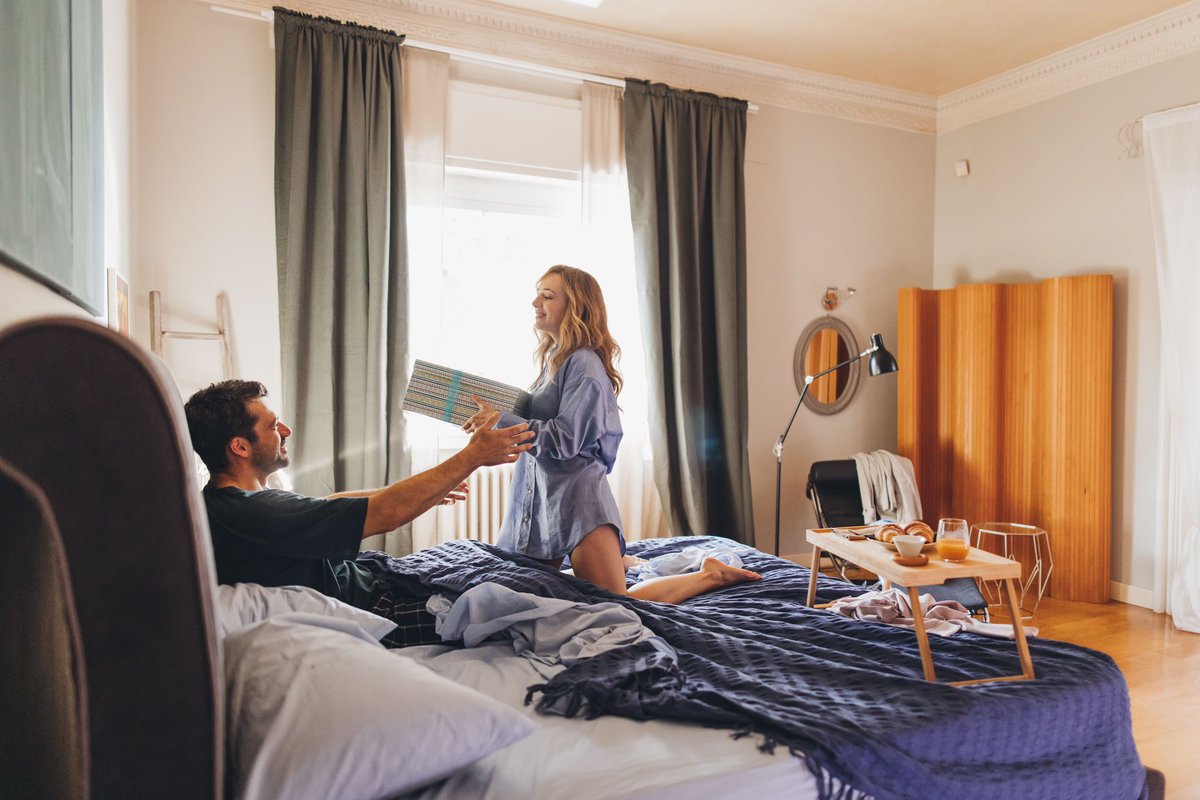 LuxVide's tweet image. 💙 Fan di Andrea e Agnese iniziamo la settimana pensando a voi! 
Il rapporto tra i due protagonisti  ha vissuto alti e bassi in tutte e tre le stagioni. Cosa riserverà loro il futuro? I nostri sceneggiatori sono già al lavoro per regalarvi nuove emozioni. @DocNelleTueMani #Doc3