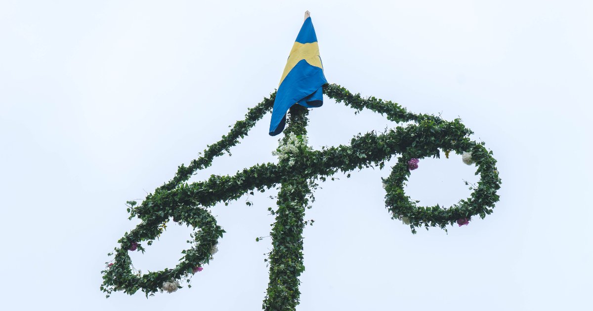 Explore Sweden's rich culture and history! 🎉 From Midsummer festivities to the historical Vasa Museum, there's so much to discover. 🌸🚢 Check out our latest blog for more! #Sweden #Midsommer #Festival

Read Here: holidayhamster.co.uk/cultural-highl…