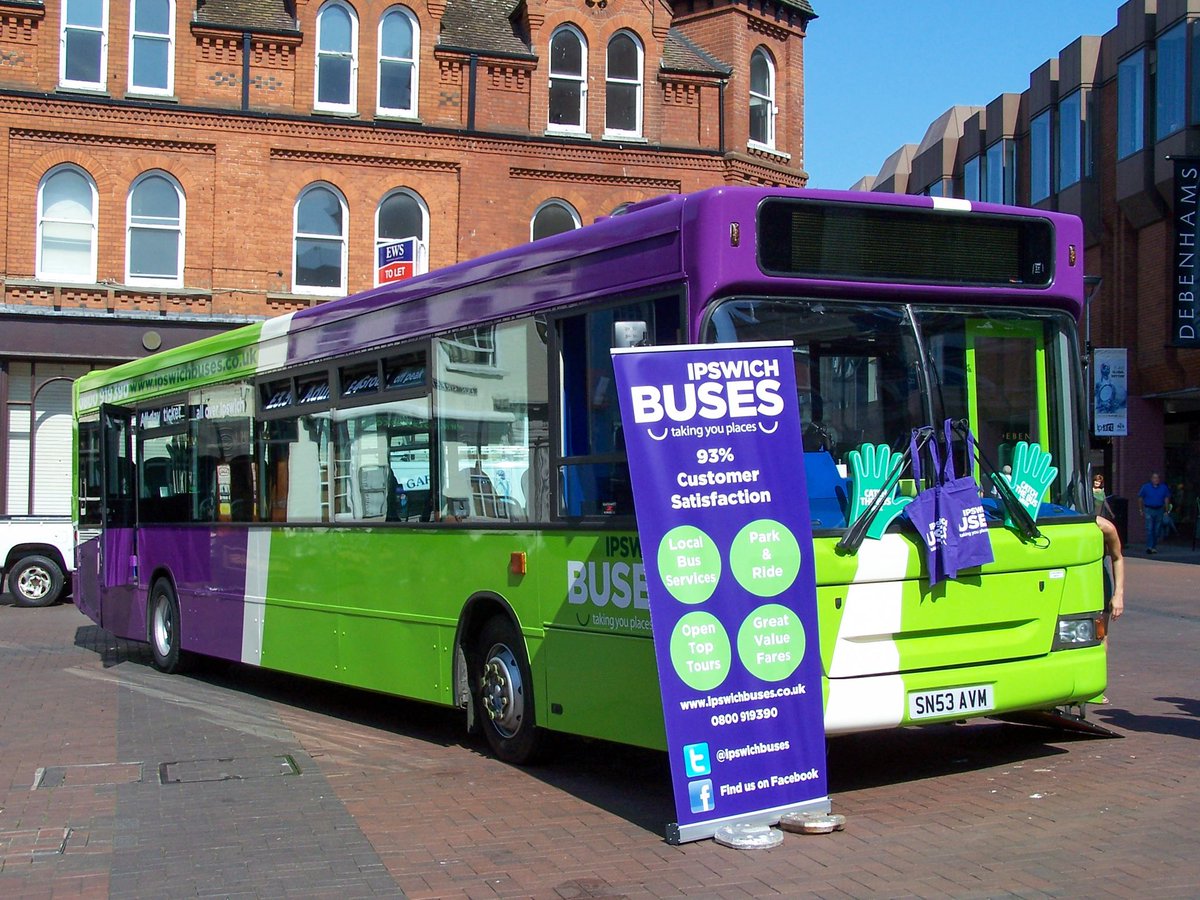 BryanDickson4's tweet photo. On this day 2015 ex Lothian Dart - Paxton Pointer SN53 AVM now @ipswichbuses 136 on display on the Cornhill Ipswich. https://t.co/mEswb7BGvW
