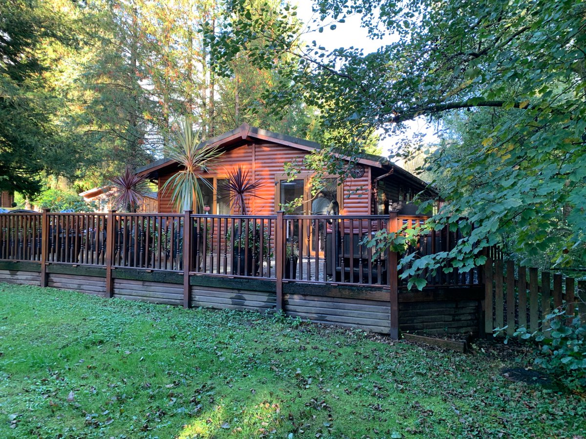 Late availability -2 nights in the Lakes, self catering, private hot tub, 3rd and 4th July £450 - please DM or email enquiries@lakelandretreats.co.uk