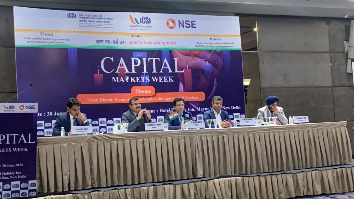 icsi_cs's tweet photo. Shri Harsh Malhotra, MoS for Corporate Affairs & Road, Transport & Highways Chief Guest at #ICSI #CapitalMarketsWeek 2024 in New Delhi @hdmalhotra @MCA21India https://t.co/MZO8sm20dO