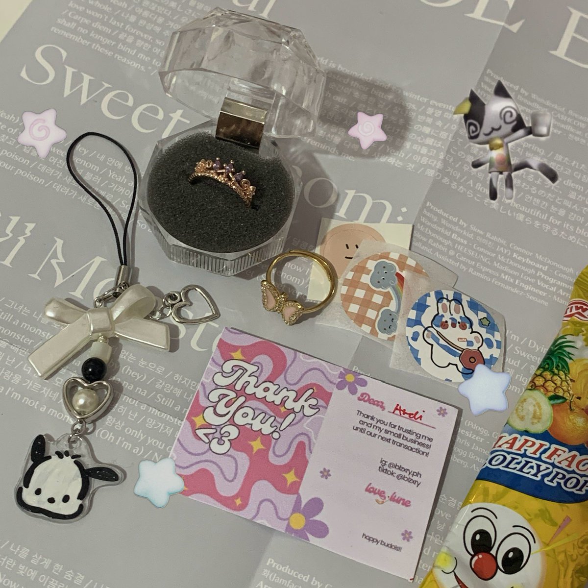 mincloudz's tweet photo. ๐ซงโท #cloudzmail โ๏ธ เผโ
๐ hello โแข. .แขโ~ โญ
yayy nandito na sila huhu ang cute nung phone charm and rings !! thank you so much โน๐น
โ
.แ @flwszn ๐๐ เฃช https://t.co/ZyGFrY2XjZ