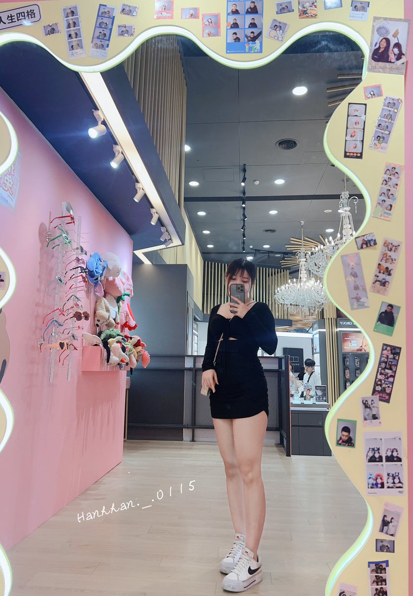 一個人逛街好無聊
有人要報名一起逛街嗎😍
#妹子 #長腿 #高雄景點 #學生妹 #制服 
#腿控 #小姊姊 https://t.co/O6cSDS05hk