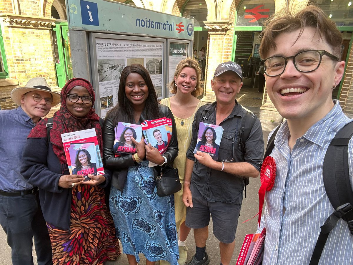 The final week of campaigning!

Change will happen soon if you #VoteLabour 🌹