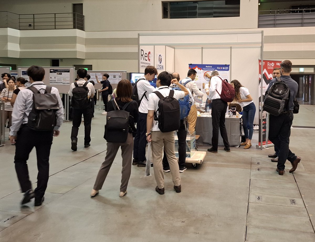 ReCLaboratories's tweet image. Just come back from #ISEK2024!! We showed-up our HD-sEMG/EEG technology! Many thanks to all the colligues for such a big interest, to @ISEKCongress and Japan for having hosted us! #MEACS #ReGrid #HDsEMG 💯✌️